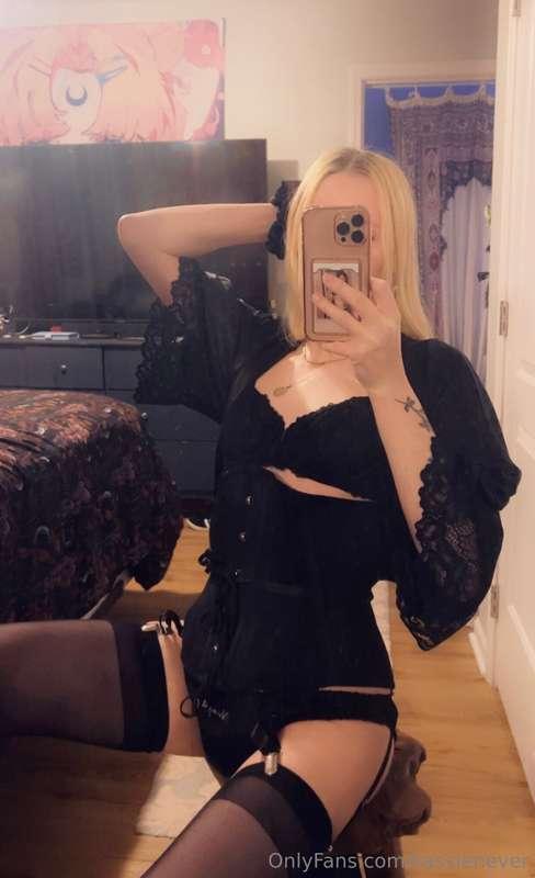 Shorts or panties with this fit?