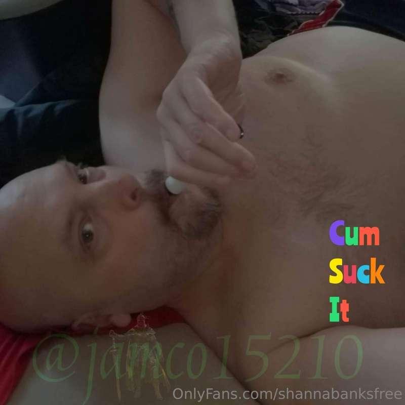 🔥come check out my sexy friend🔥

😈I'm Charlie and I satisfy ..