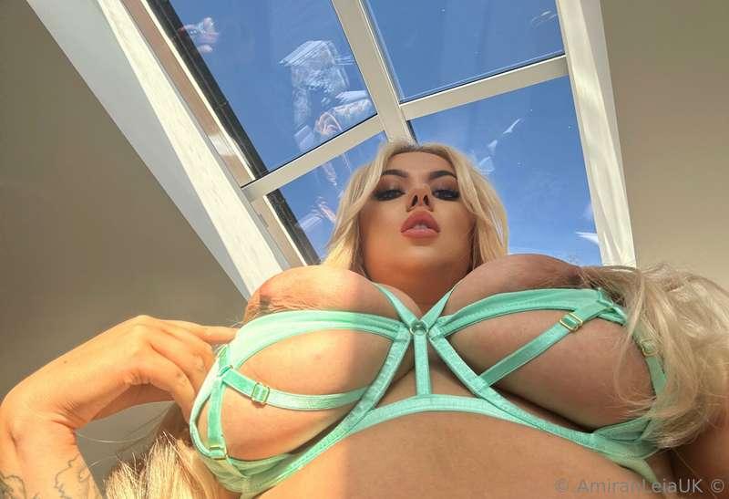Titty selfie