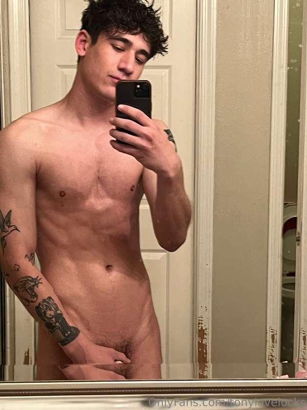 tonylovelocks image #1
