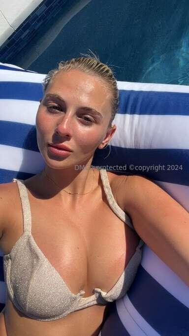 🥰✨