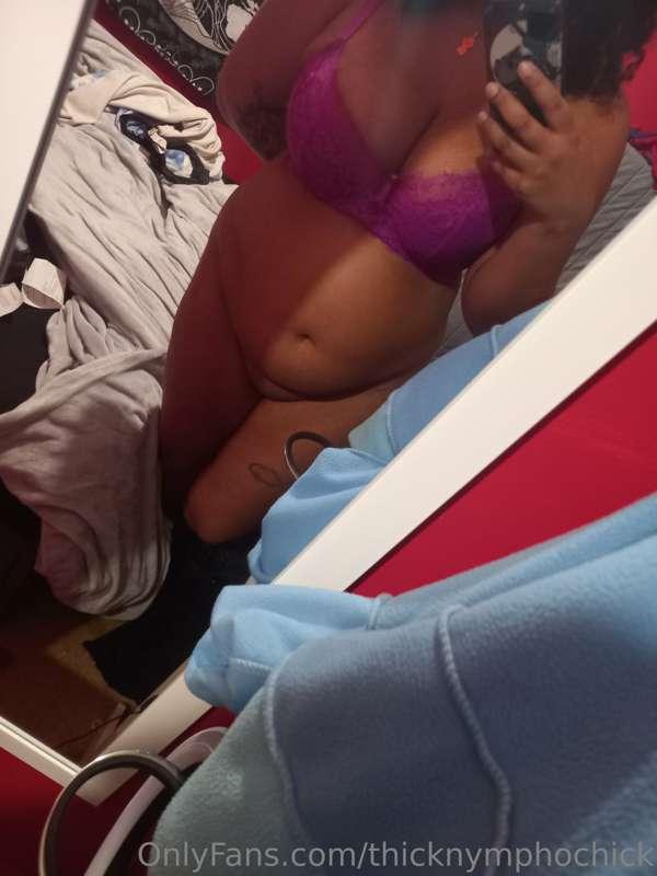 My new favourite bra. 😏 #boobs #curves #tattoos