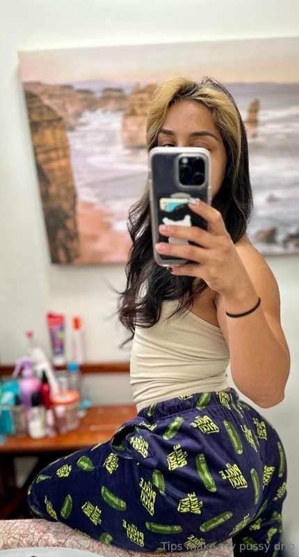 Sitting on the bathroom sink 😈