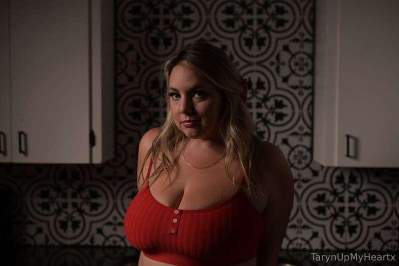 Will you join me in the kitchen please, baby? 