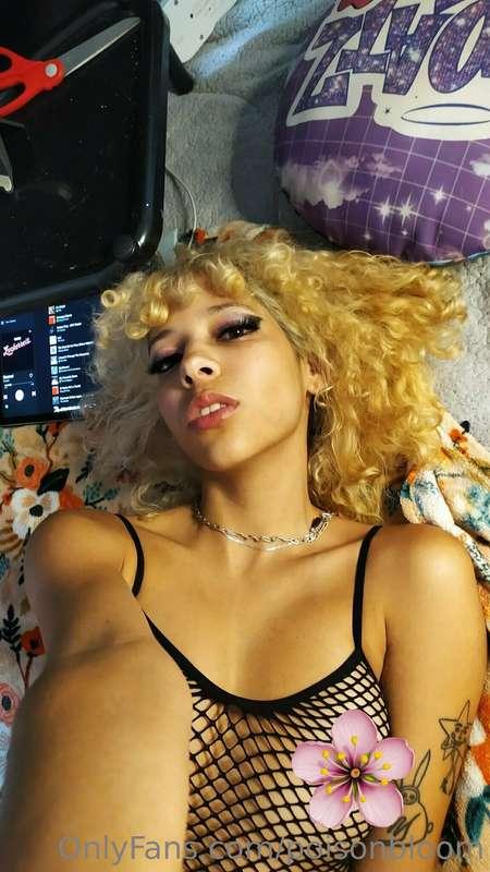 wanna know what I think about your cock papi?

Tip me and se..