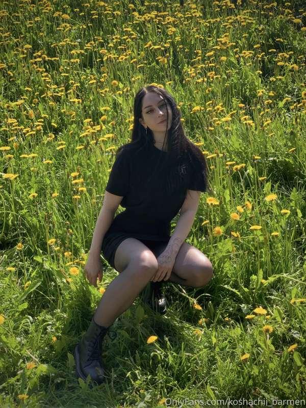 I love nature so much .. I really want to go somewhere, far ..