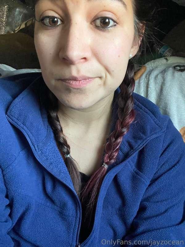 Do you like two braids? 😏