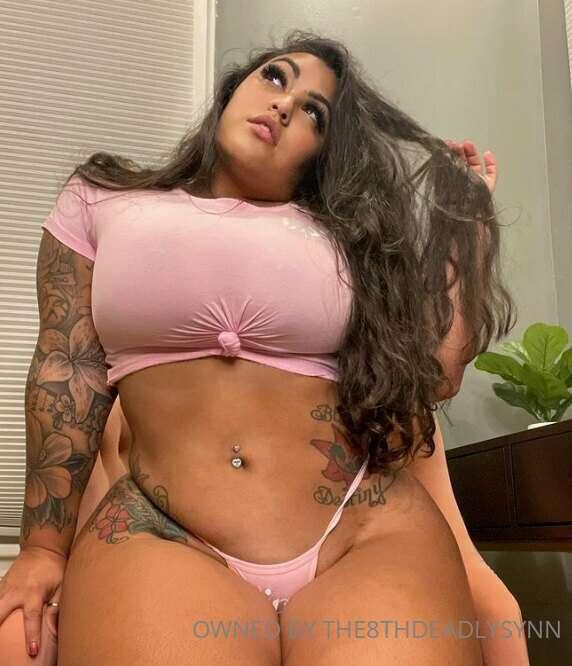 Brain: “Be productive” 🥰Me: “What if I wore this outfit and ..