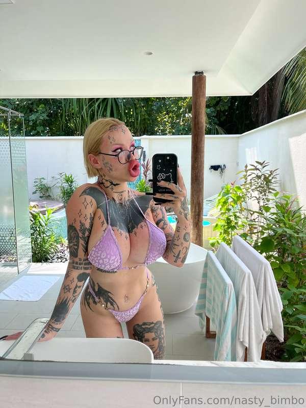 My own fuckface makes me so fucking horny🤤 And you??