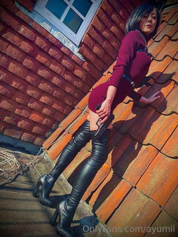 Ada Wong😈