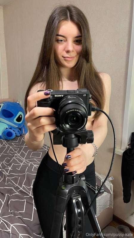 I really like to take photos and videos 🎞