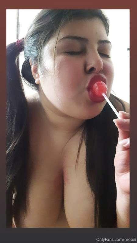 I like to suck!👅
do you want a sweet?🍭