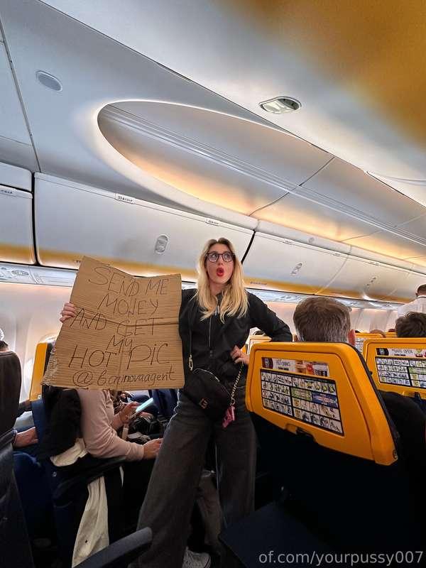 Wow! You did a photoshoot on a plane just for me? ✈️📸 That s..