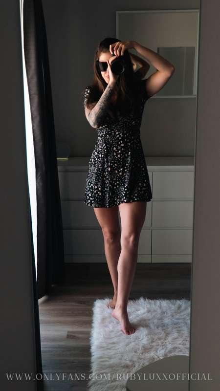 Good morning 🖤 swipe so I can show you what's underneath...