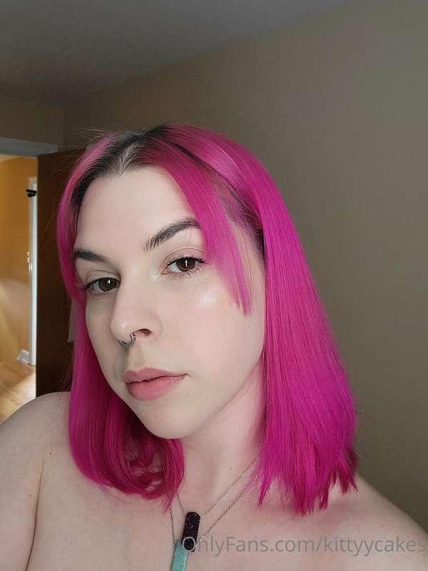 feeling like an ethereal goddess with this makeup and crysta..
