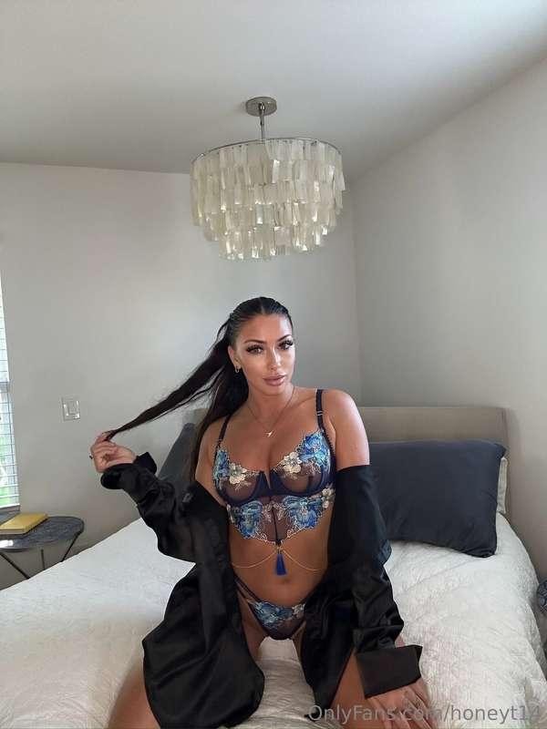 Does this bed frame look different?? *Well it should…* **bec..