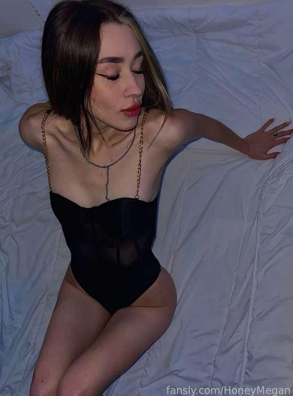 honeymegan image #0