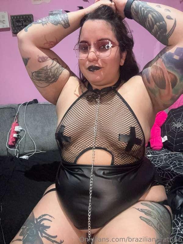 👅👅