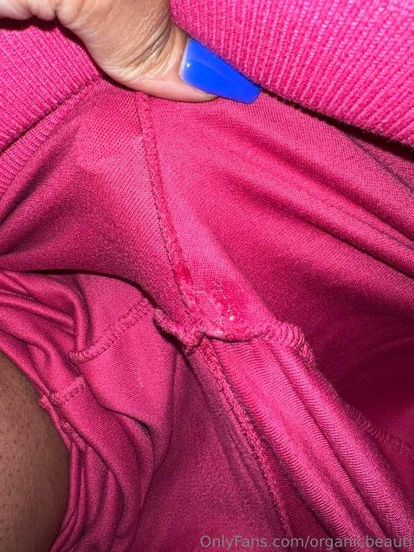 Another day of cumming in my pants at work omg, tomorrow im ..