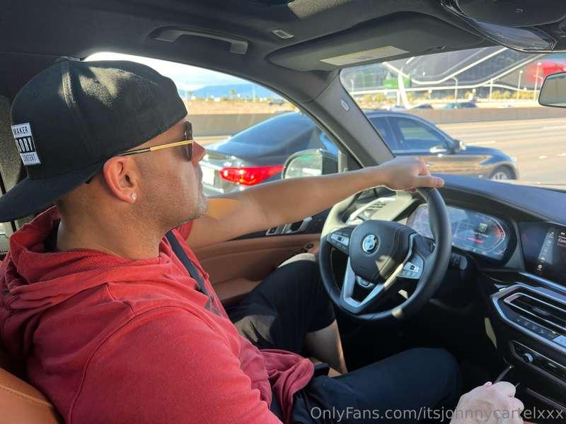 Would you let me pick you up like this to go for a ride?