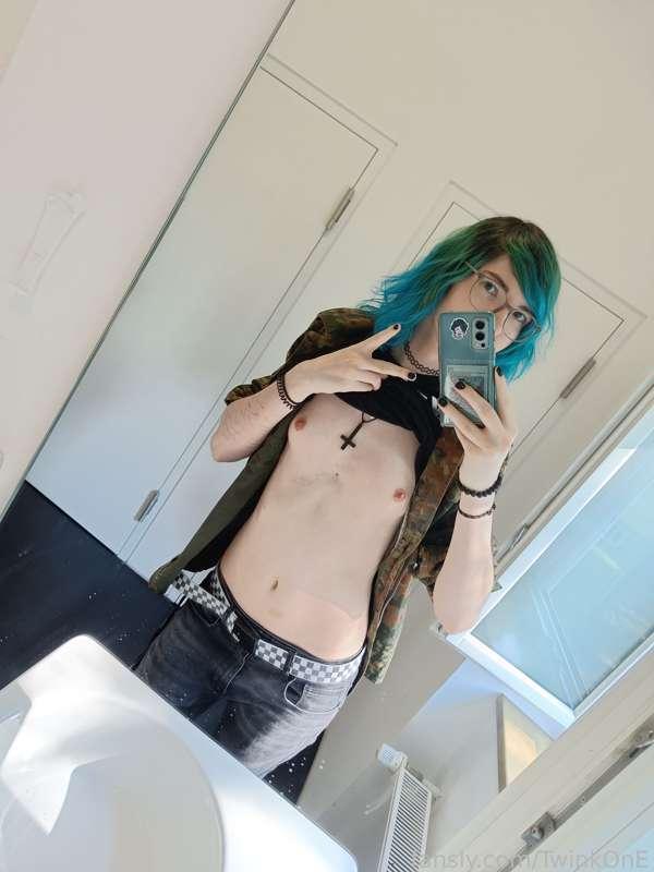 twinkone image #5