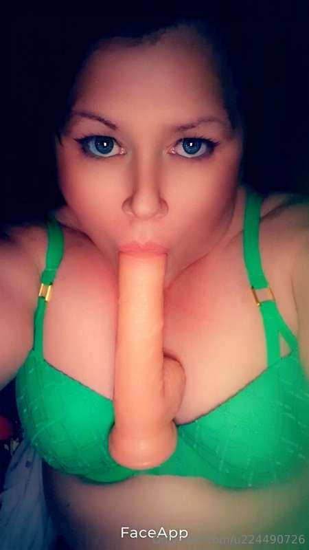 Baby do u want a dick rate? I'll make some sexy videos as I ..