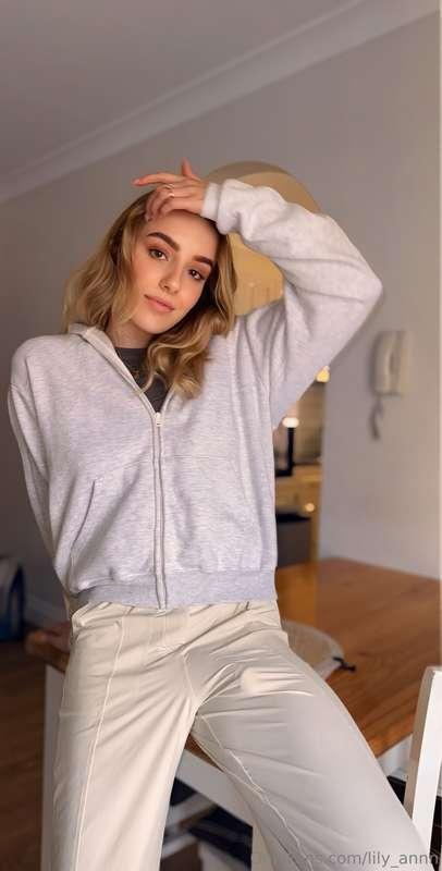 lily_annn image #0
