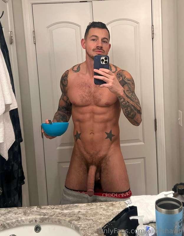 Goodmorning! Time for breakfast 😜