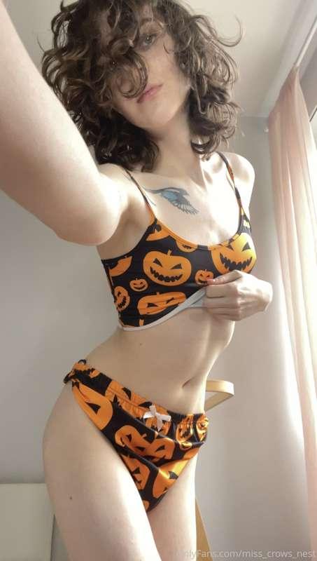 miss_crows_nest image #5