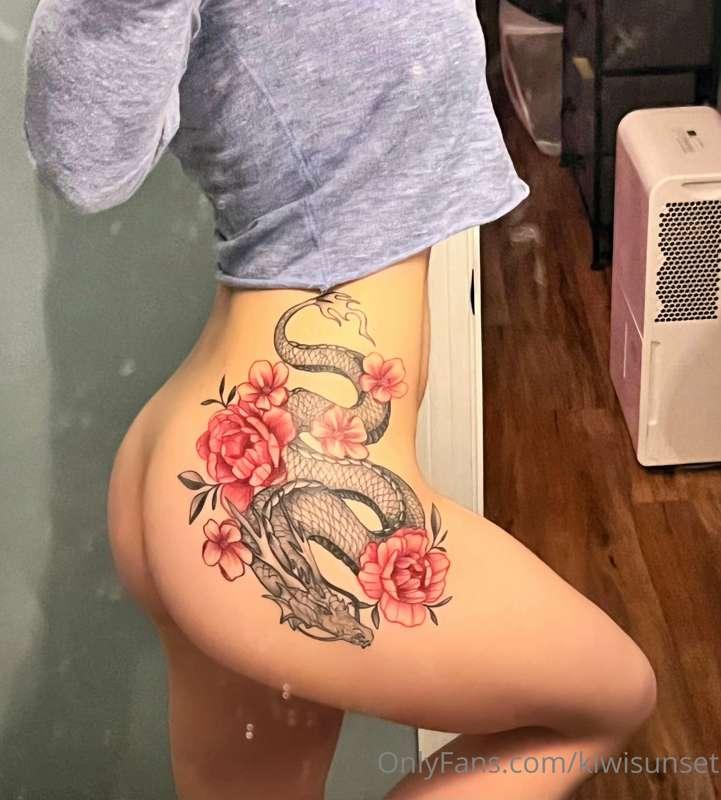 here’s an update on my tattoo! figured you all would appreci..