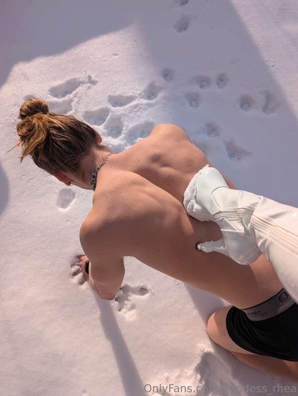 right before i shoved his face into the snow ❄️are you brave..