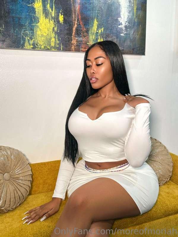 Cute and classy🦋💋