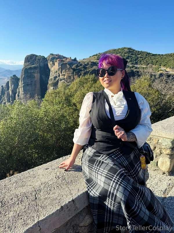 A couple photos from my trip to Greece. ☺️🖤