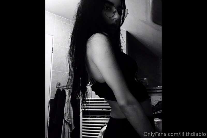 Unholy Sunday baby!🖤✝️🔪
