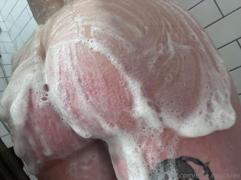 This is quite literally a 'bubble butt' 🫧 