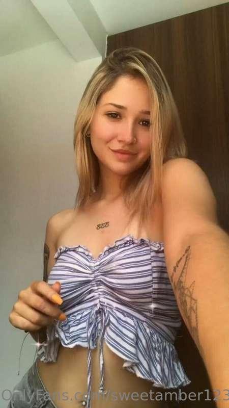 Let me kiss you all night baby