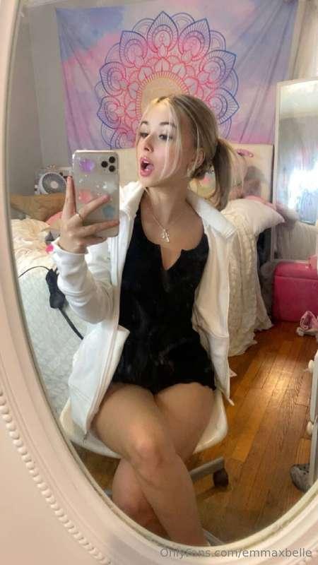 what would you do to me if we were alone...😈