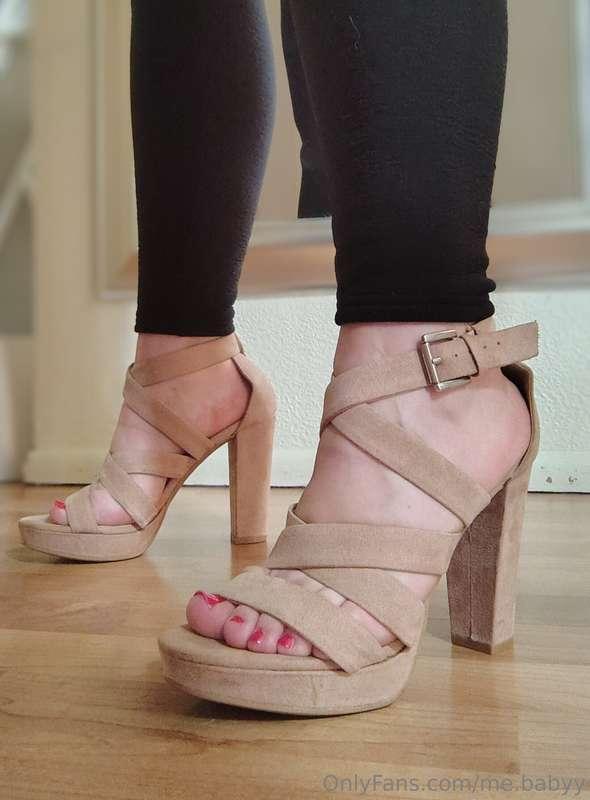 Should I make more high heal content?👠