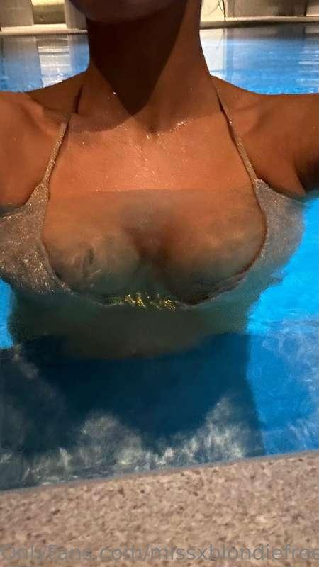 🧜‍♀️💦