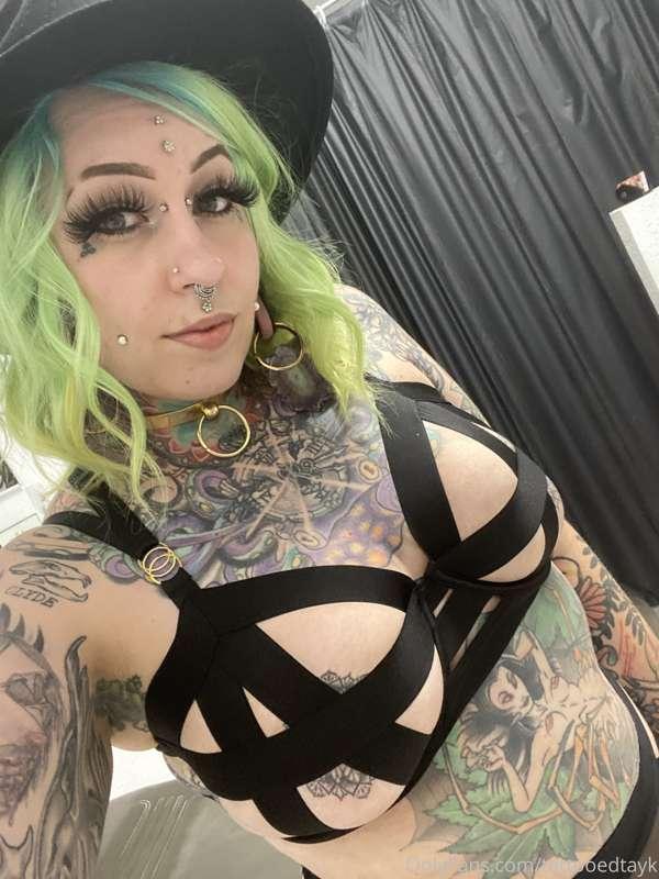 I’m taking requests! DM me. Tell me what you want to see. 😈