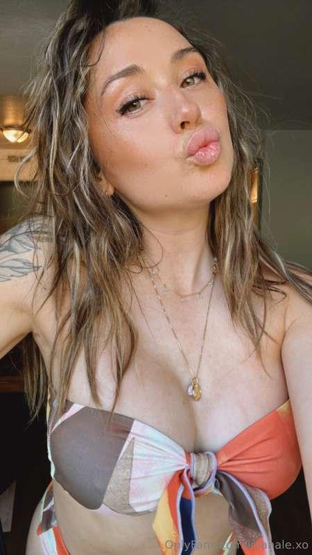 Waiting for you on my VIP page 🥰