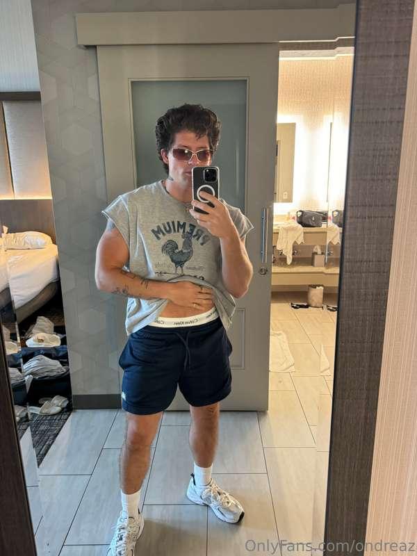 Like this if you want all of these clothes off of me rn 😏