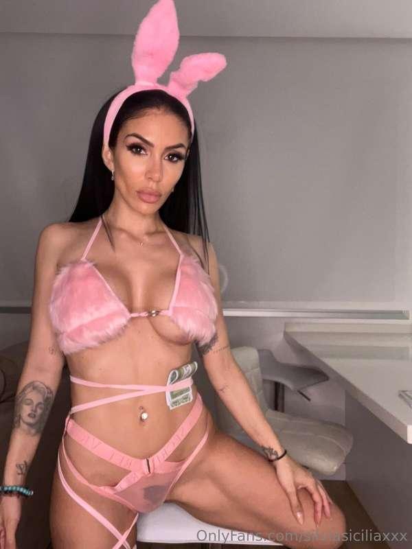 What would you do to me being like this my love? 👀