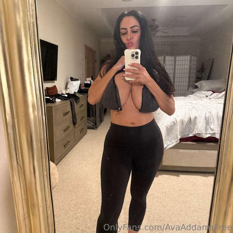 Cum celebrate my birthday with me on my VIP page @avaaddams ..