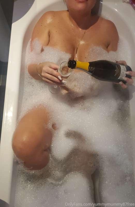 yummymummy87free image #0