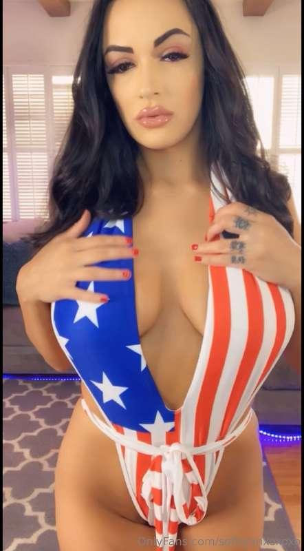 🇺🇸 Happy 4th of July! 🇺🇸 Check your DMs for this naughty sol..