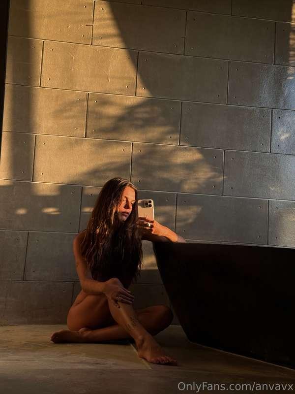 alone with my thoughts. but I wouldn’t mind some company rig..