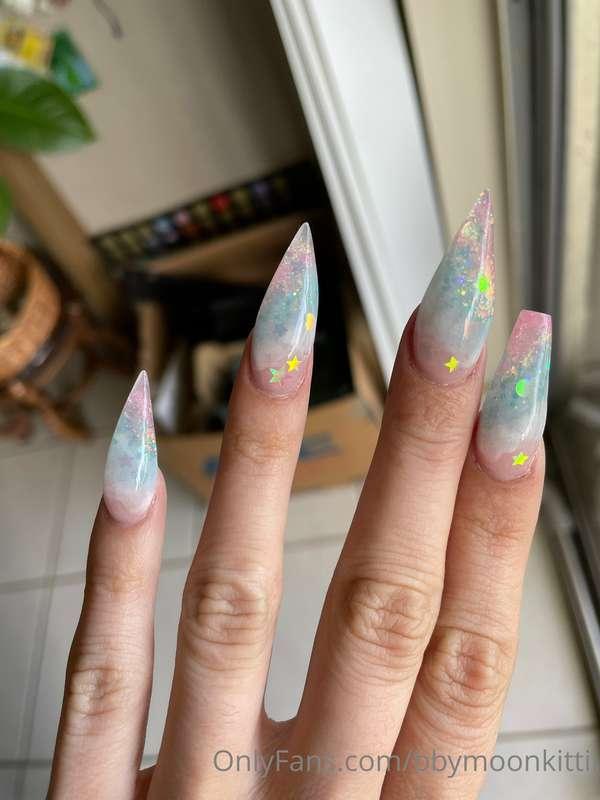 My new nails were $70, hmu if you wanna reimburse me I'll tr..