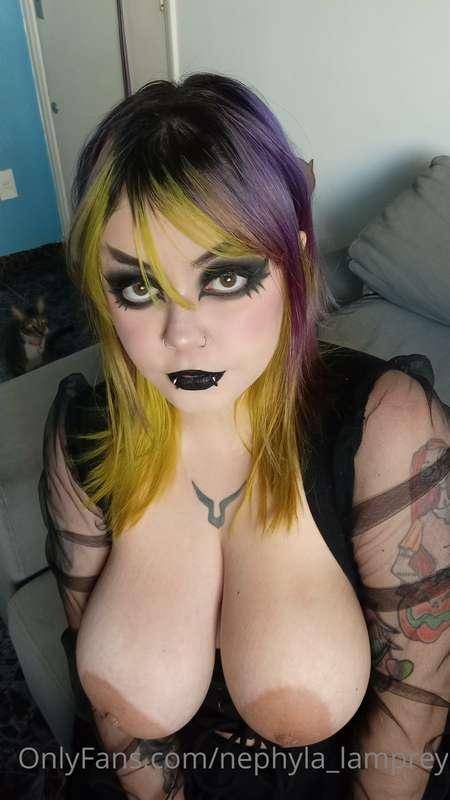 cyber_nyxie image #13