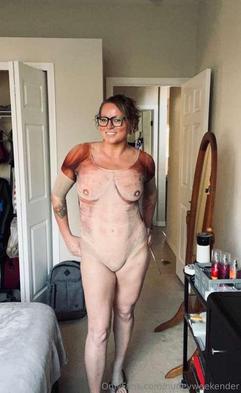 My ‘nudist’ costume. 😂 Happy Halloween! What did you dress u..